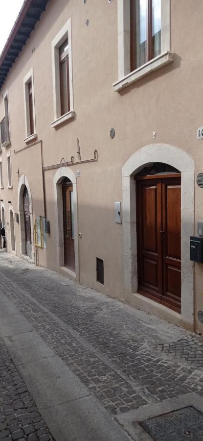 شقة 141 Via Roma LʼAquila المظهر الخارجي الصورة